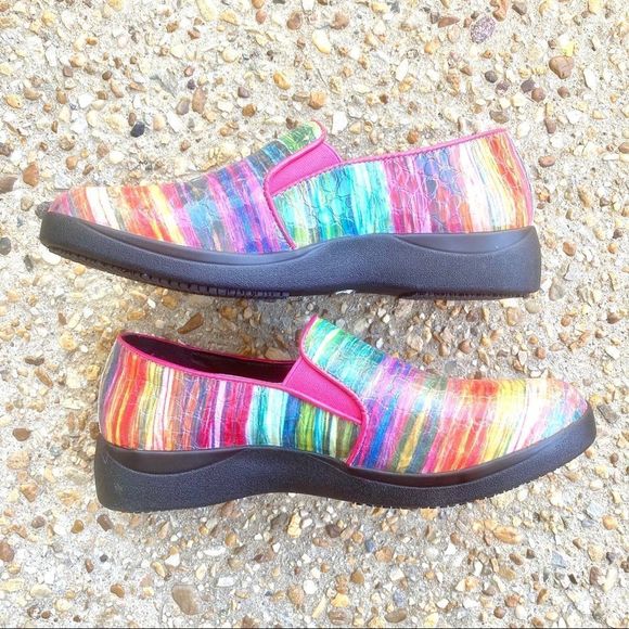 Spring Step SKITELZ Comfort Rainbow Loader Clogs 8 - Picture 2 of 9